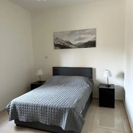 Chariandry Residence, Centre * 레메소스